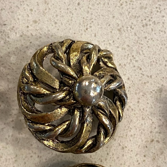 Vintage Metal Buttons - Picture 2 of 5